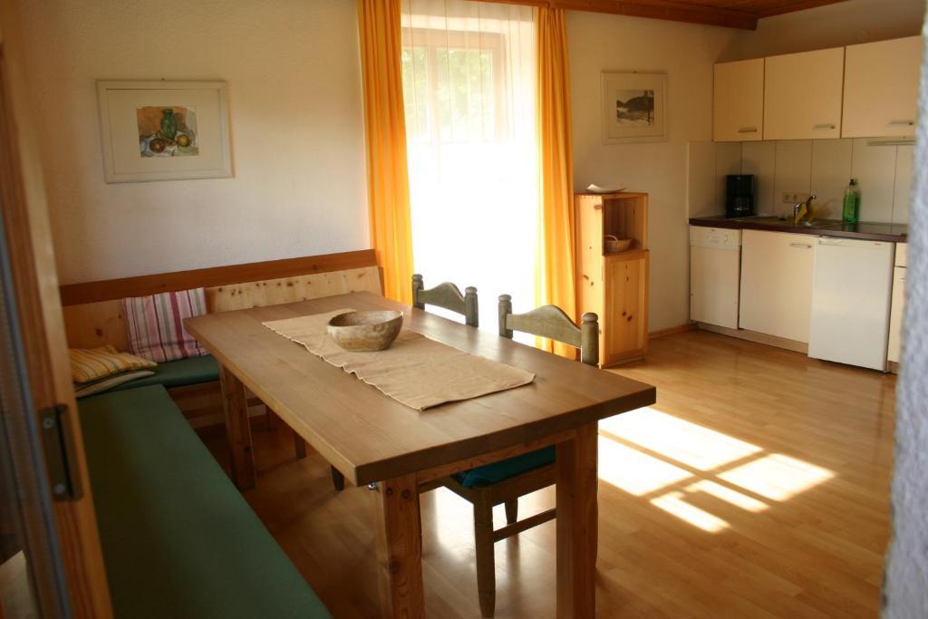 Ferienwohnung Tiefhof Nauders Zimmer foto